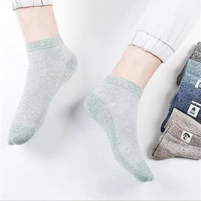 Breathable Antibacterial Deodorant Socks for Men（5 pairs）