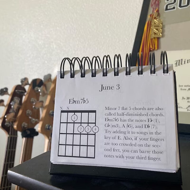 🎸365 Days Guitar Chords Calendar